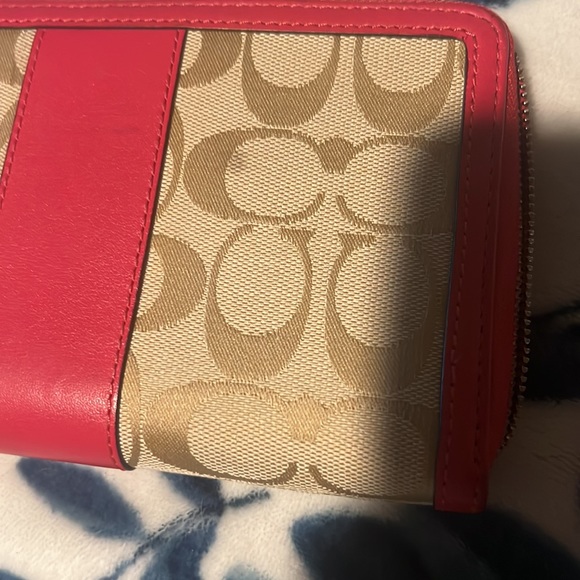 Like new hot pink leather and canvas wallet. - Picture 4 of 4